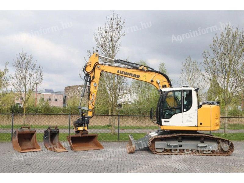 Liebherr R914 Compact S / Rototilt / 3x kanál / 2022 / 918 üzemóra / Lízing 20%-tól