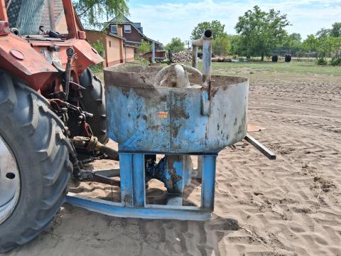 Betonkeverő 500 literes gardánhajtásos Betonkeverő 500 literes gardánhajtásos