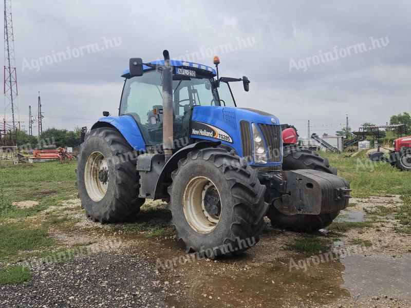 New Holland TG285 csere is