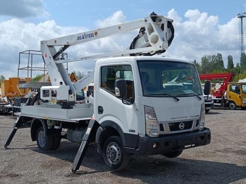 Nissan Cabstar Oil&Steel Snake 189 - 18 m, 225 kg eladó, használt hidraulikus emelőplatós teherautó Nissan Cabstar Oil&Steel Snake 189 - 18 m, 225 kg eladó, használt hidraulikus emelőplatós teherautó
