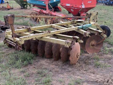 Quivogne 2,5 m-es francia nehéztárcsa eladó Quivogne 2,5 m-es francia nehéztárcsa eladó