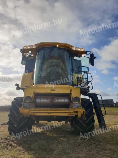 New Holland CR 9080
