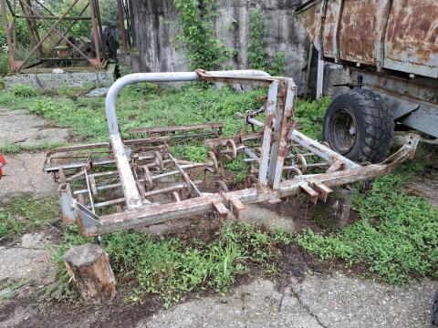 Kombinátor rögtörő hengerrel,  3 m széles Kombinátor rögtörő hengerrel,  3 m széles