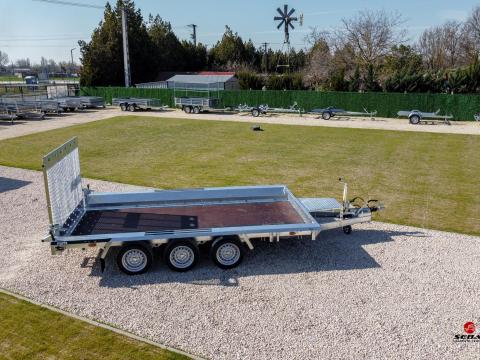 Új Martz Bau 400 - 3 tengelyes (3500kg) gépszállító utánfutó akciósan CSAK 2.690.000 Ft Új Martz Bau 400 - 3 tengelyes (3500kg) gépszállító utánfutó akciósan CSAK 2.690.000 Ft