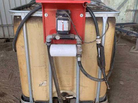 Eladó 1000 literes gázolajkút, gyári összeszereléssel Eladó 1000 literes gázolajkút, gyári összeszereléssel