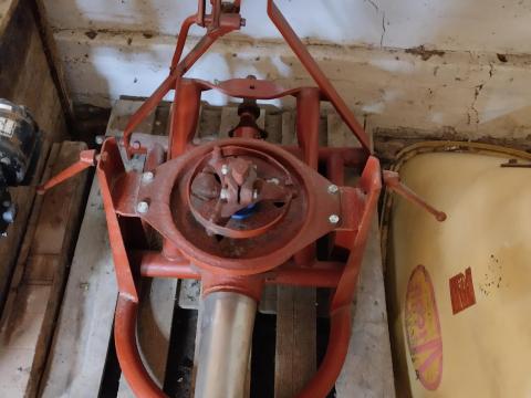 Műtrágyaszóró eladó – Vicon, 400 liter, felújított állapotban Műtrágyaszóró eladó – Vicon, 400 liter, felújított állapotban