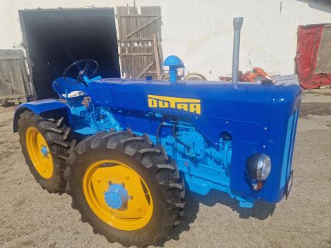 DUTRA UE-40 teljesen felújított kistraktor eladó DUTRA UE-40 teljesen felújított kistraktor eladó