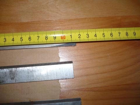 Eladó gyalukések – 61,5 cm x 2 cm x 3 mm, 6 db Eladó gyalukések – 61,5 cm x 2 cm x 3 mm, 6 db