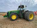 John Deere 8370R traktor kapcsolható ikerkerékkel