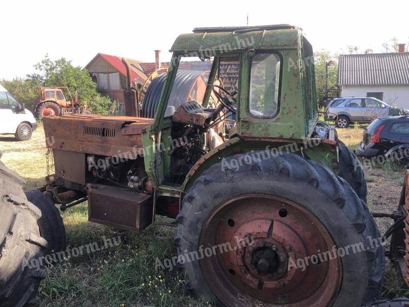 MTZ 50-es rendszámos erdészeti traktorok rönkfogóval eladók