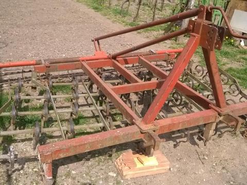 Pöttinger rugóskapás kombinátor eladó Pöttinger rugóskapás kombinátor eladó