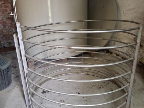 Hűtő-fűtő spirál szőlő erjesztéséhez