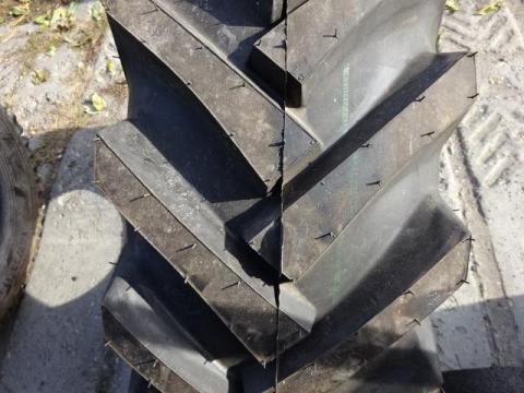 11.5/80 R15.3 BKT AS504 Új Gumiabroncs 11.5/80 R15.3 BKT AS504 Új Gumiabroncs