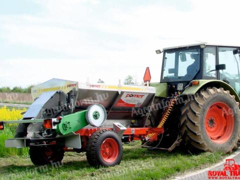 Új POMOT UPR típusú 2 tonnás vontatott mész- és műtrágyaszóró