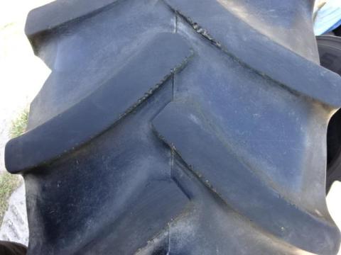 440/65 R24 Continental AC65 Használt Gumiabroncs 440/65 R24 Continental AC65 Használt Gumiabroncs