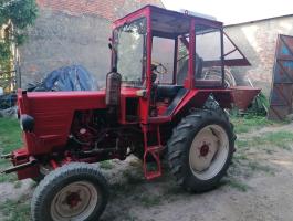 T25 traktor