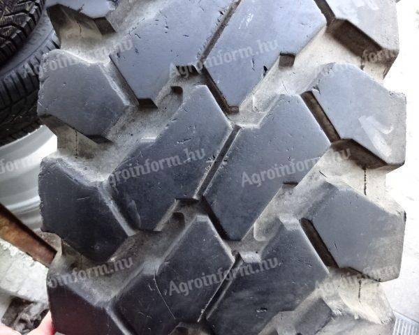 14.00 R20 Continental HCS Használt Gumiabroncs