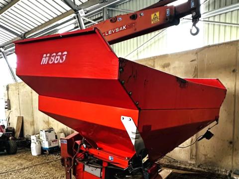 Kuhn Levsak M863 műtrágyaszóró eladó Kuhn Levsak M863 műtrágyaszóró eladó