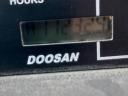 Eladó napi használatban lévő 2015-ös Doosan DX 160W-3 forgó kotró gumikerekes kivitelben