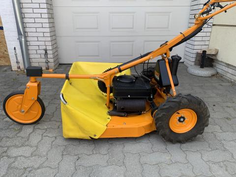 AS-Motor AS 28/4 2T ipari gazvágó,  mindentnyíró,  magasgazvágó eladó AS-Motor AS 28/4 2T ipari gazvágó,  mindentnyíró,  magasgazvágó eladó