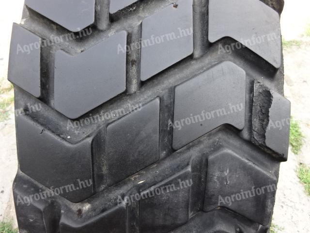 365/80 R20 Continental MPT81 Használt Futózott Gumiabroncs
