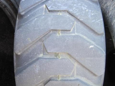 23x8.50 R12 Galaxy D83 Használt Gumiabroncs 23x8.50 R12 Galaxy D83 Használt Gumiabroncs