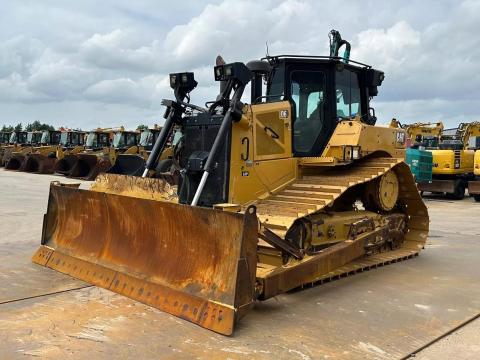 Caterpillar D6 LGP / 2019 / 12 447 üzemóra / Lízing 20%-tól