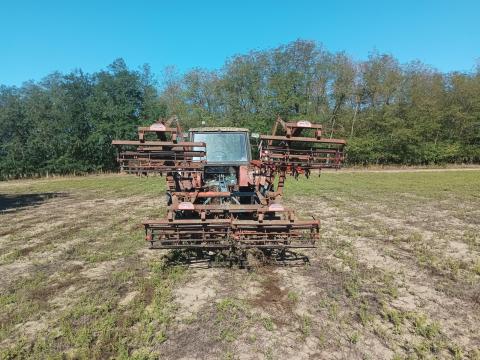 5 méteres hidraulikus kombinátor eladó 5 méteres hidraulikus kombinátor eladó