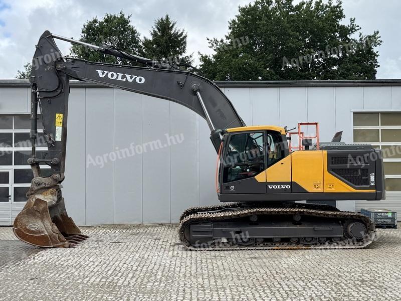 Volvo EC 300 EL / 2017 / 7 206 üzemóra / Lízing 20%-tól