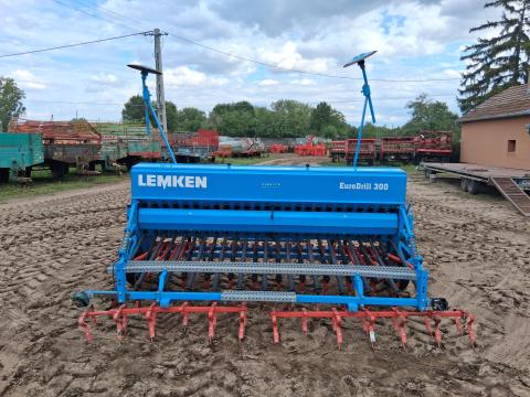 Lemken EuroDrill 300 tip 3 méteres 25 soros apró magos vetőgép MONITORRAL Lemken EuroDrill 300 tip 3 méteres 25 soros apró magos vetőgép MONITORRAL