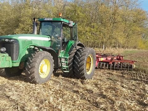 Traktoros vagy rakodógépes állást keresek Abonyban és környékén Traktoros vagy rakodógépes állást keresek Abonyban és környékén