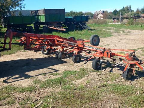 Kuhn GF8501 rendterítő eladó javításra szoruló állapotban