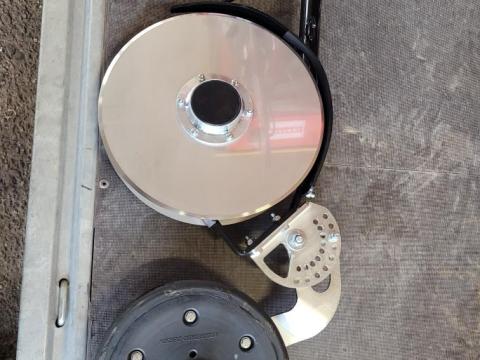 Dvojdiskové výsevné sekcie a prítlačné kolieska Dvojdiskové výsevné sekcie a prítlačné kolieska