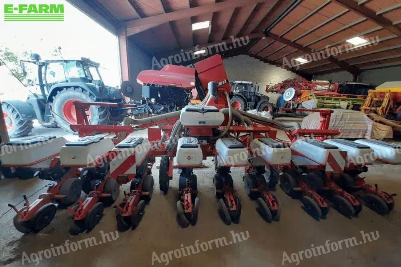 Kuhn Maxima 2 szemenkénti vetőgép – 8 soros