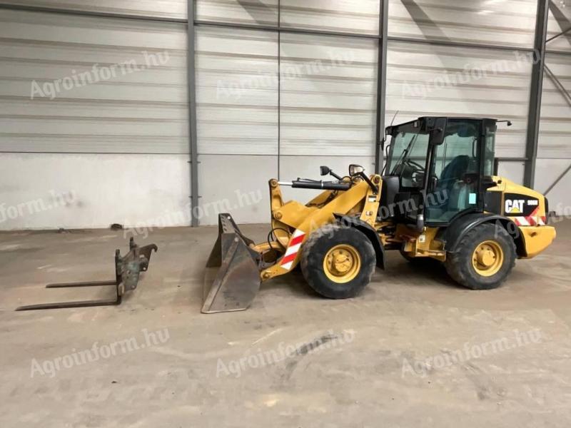 CAT 906 H / 2011 / 6 011 üzemóra / Lízing 20%-tól