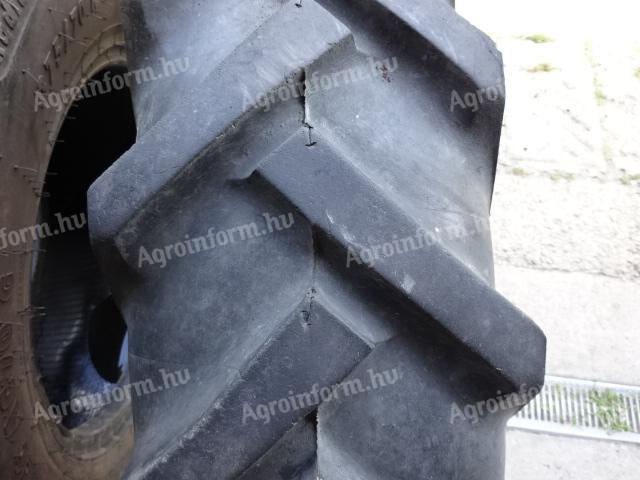 8.3 R24 Semperit Farmer AC Használt Gumiabroncs