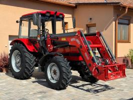 Belarus MTZ 952.3 traktor homlokrakodóval eladó