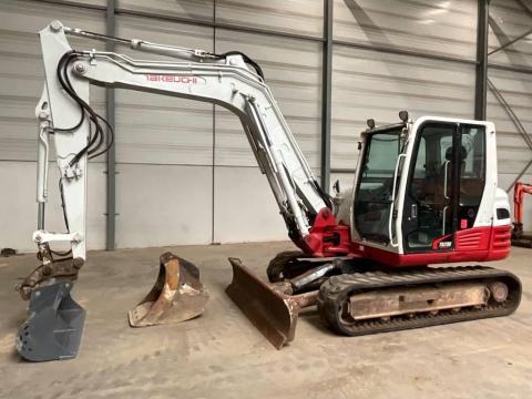 Takeuchi TB 290 / 2014 / 8 758 üzemóra / Lízing 20%-tól