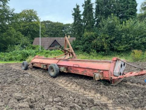 Kuhn 6 méteres szárzúzó eladó Kuhn 6 méteres szárzúzó eladó