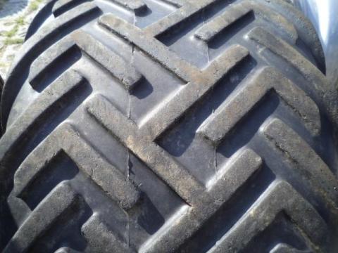 33x115.50 R15 Trellerborg Supreme Trac 412 Használt Gumiabroncs 33x115.50 R15 Trellerborg Supreme Trac 412 Használt Gumiabroncs