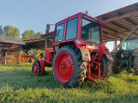 MTZ 82 eladó műszakival, normál állapotban