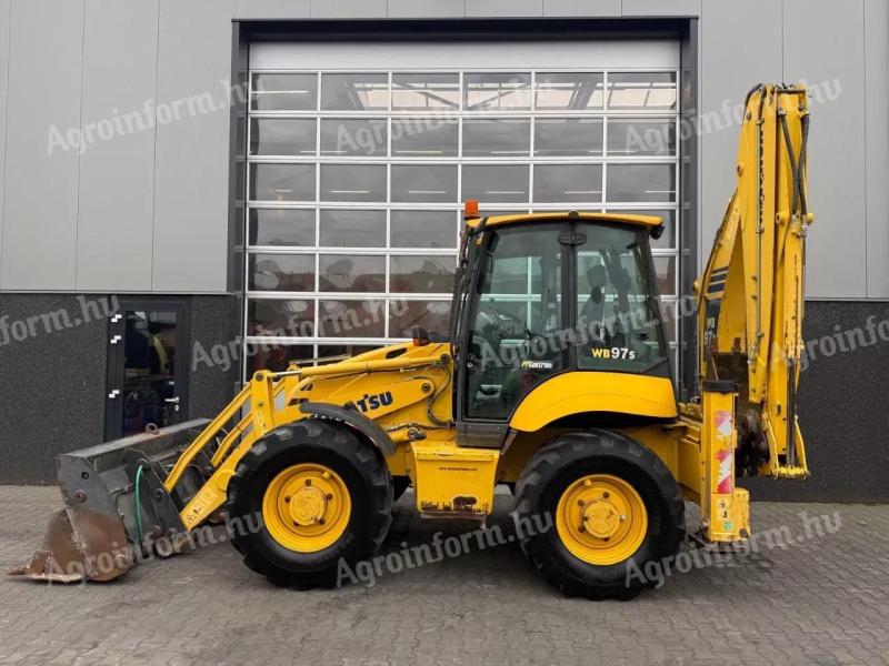 Komatsu WB97S / 2008 / 8 051 üzemóra / Lízing 20%-tól