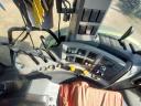 Claas Arion 540 CIS traktor Quicke Q45 homlokrakodóval