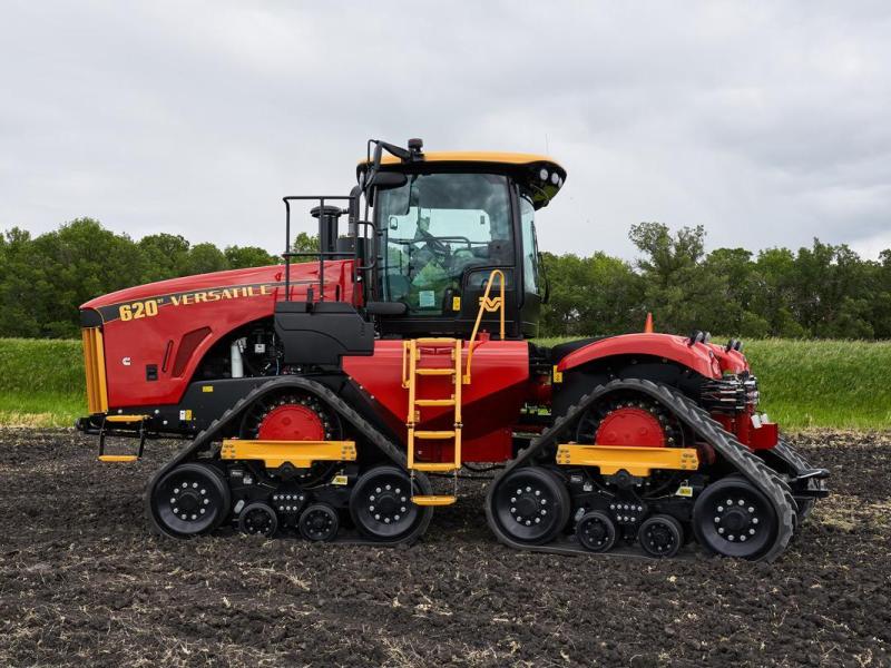 Versatile DeltaTrack 620 hevederes nagytraktor – AGROSHIELD5 5 év garanciával, valamint avultatás nélküli vagyonbiztosítással