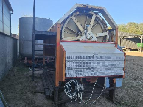 Eladó HSP-60 típusú szőlőprés Eladó HSP-60 típusú szőlőprés