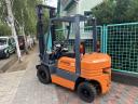 Használt Toyota 5FD20 dízel targonca eladó V-2210