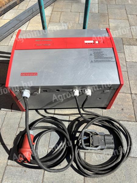 Akkumulátor töltő eladó