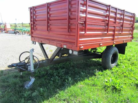 Eladó 1 tengelyes, 2,5 t teherbírású billenős pótkocsi