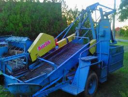 Burgonyakombájn,  burgonyabetakarító jó állapotban