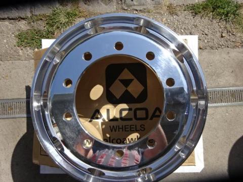 9.00 R22.5 ET:176 Alcoa Új Teherautó Felni 9.00 R22.5 ET:176 Alcoa Új Teherautó Felni